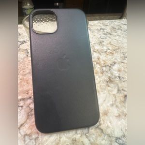NWOT APPLE iPhone 13 BLACK LEATHER CASE.